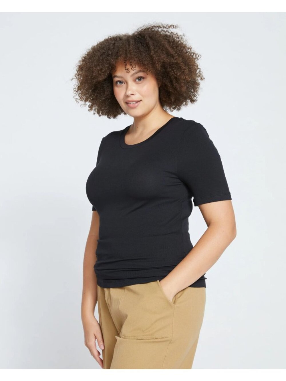 Universal Standard Foundation Short Sleeve Crewneck Tee, Size 14/16